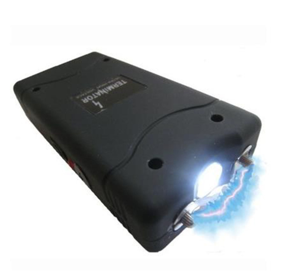 防身電擊器在使用時要注意哪些地方？